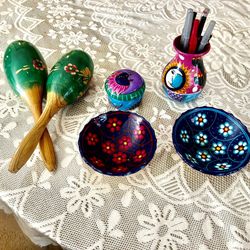 Get ready for Cinco de Mayo  w Authentic Handcrafted Mexican Maracas