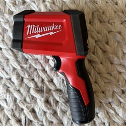 Milwaukee 30:1 Infrared/contact Temperature Gun