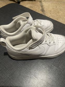 Boys Nike Size 13.5 C