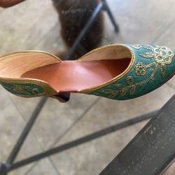 Just The Right Shoe “Carved Heel”