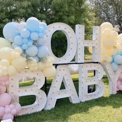 Marquee Letters & Balloons 
