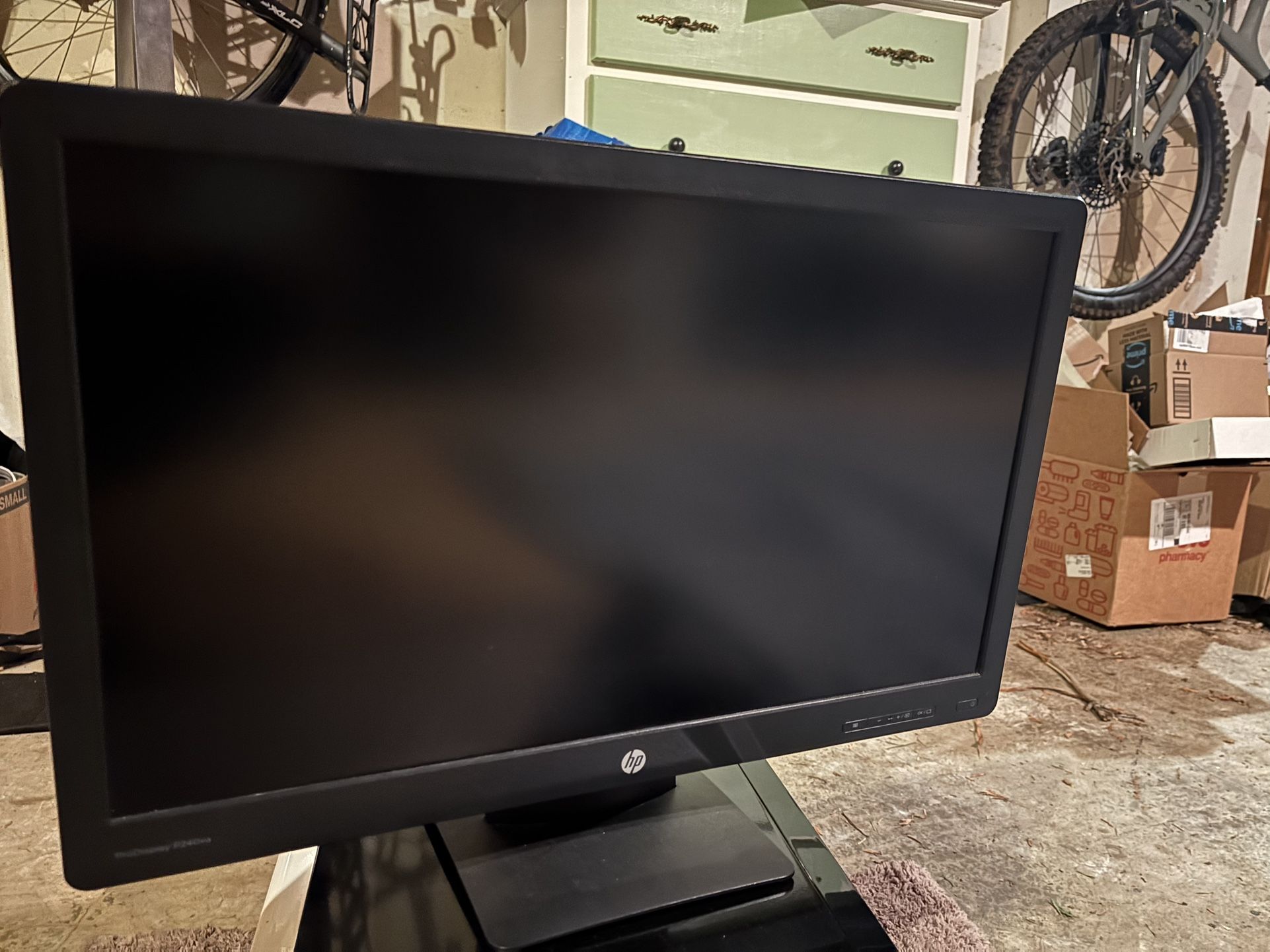 $10!! HP Monitor. 22”