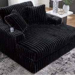 New Black Or White Oversized Chaise Lounge Chair Sofa Couch With USB Charging Ports And Cup Holders 