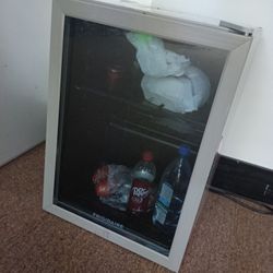 Frigidaire Mini Fridge 