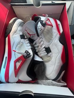 Nike Air Jordan 4 Retro Fire Red (2020) Size 11.5 with Box