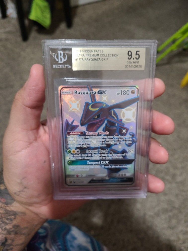 POKEMON, SHINY RAYQUAZA GX 177A BECKETT 10 for Sale in Austin, TX - OfferUp