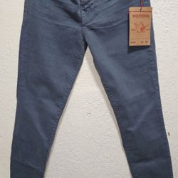 True Religion CASEY Skinny Jeans Stretch Womens Size 28x30.
New W/tags 
Excellent condition
 MADE IN USA 