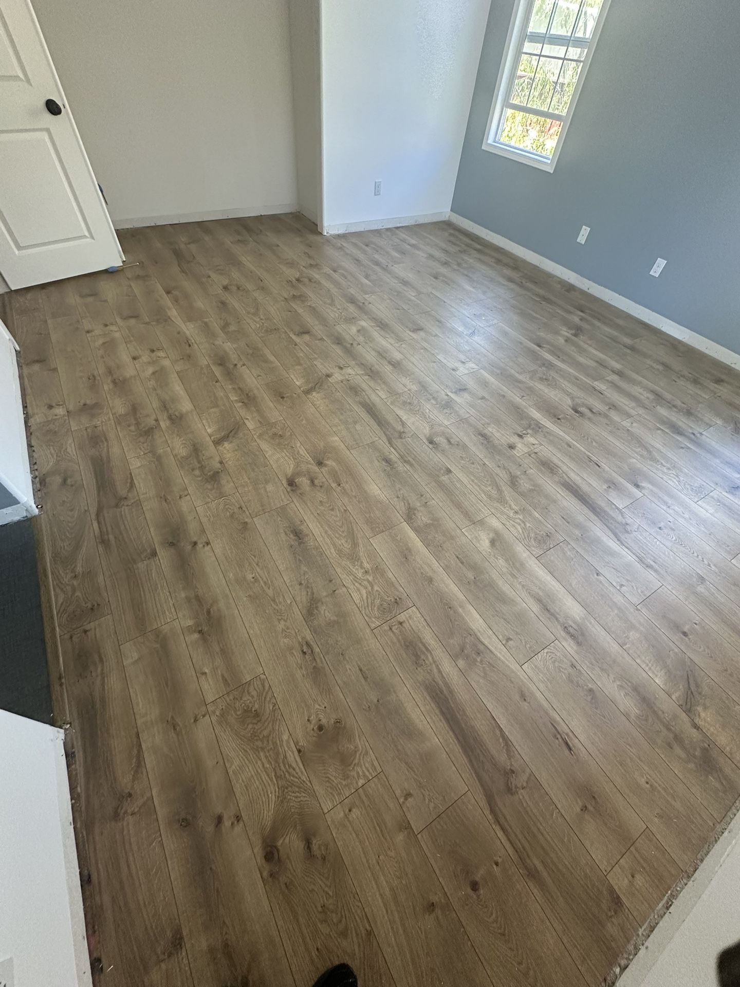 Laminate Flooring And 200 Sf Underlayment
