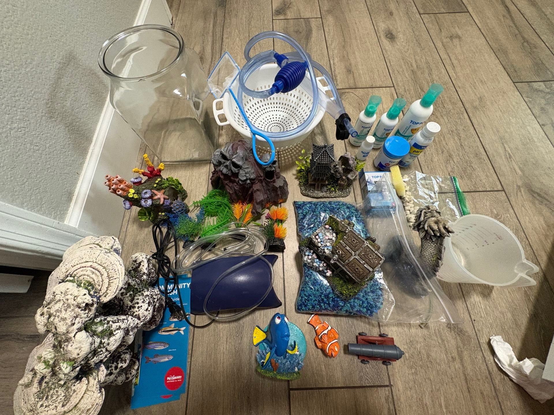 Fish Tank Accessories And Cleaning