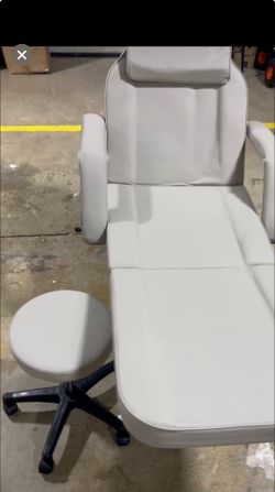 Facial Chair Massage Table$90