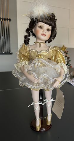 Collectible Memories Porcelain Ballerina 