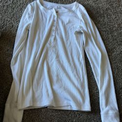 Juniors Small Long Sleeve 