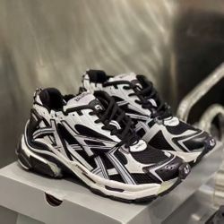 Fabric Fashion Distressed Low-top Daddy Shoes Men's Black and White