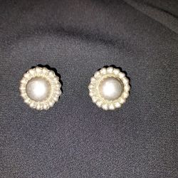 925 STERLING SILVER AERRINGS .