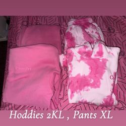 Minimalist Sweatpants And Hoddies 