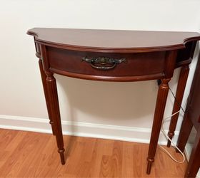 Vanity table
