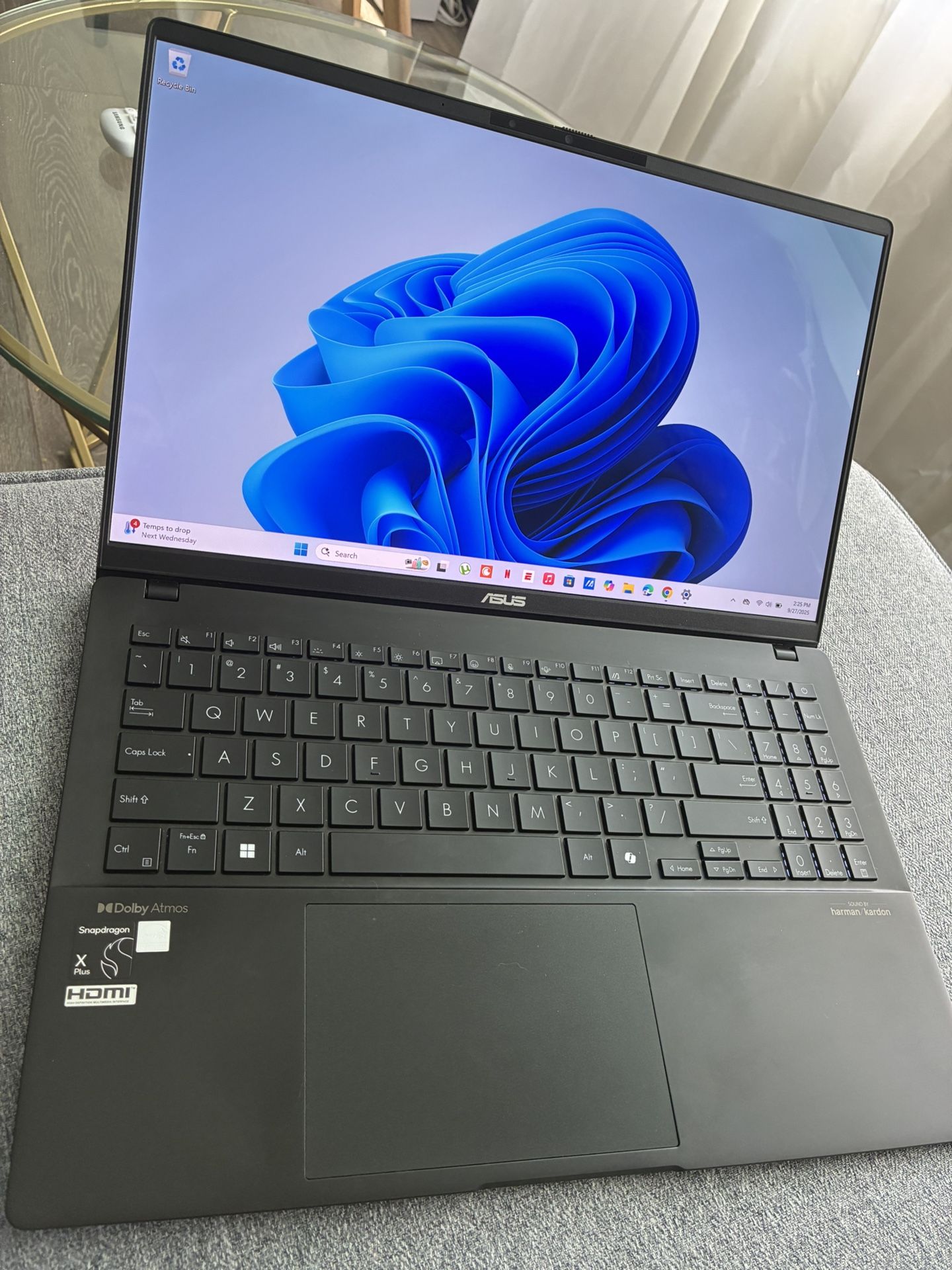 Asus Vivobook S15 15” Oled 3k 16ram 512gb