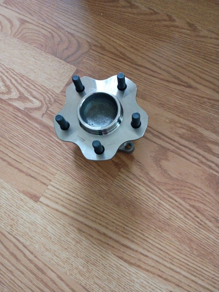 New Wheel Hubs For Nissan