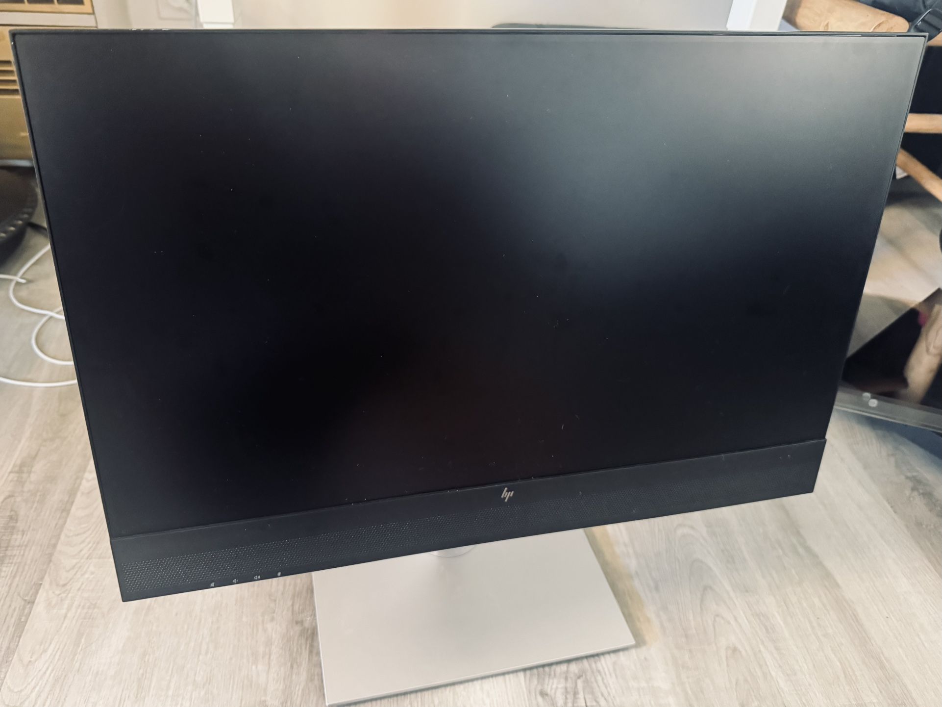 HP E24mv G4 FHD Conferencing Monitor (w Camera/Speakers/docking connector)