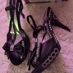 Ladys Black With Diamonds Heals  Sz 9