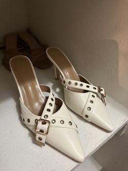 New Closed Toe Heel Ivory 