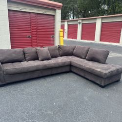 Comfy Nice Sectional Couch 🔥🔥