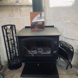 Armgard Wood Stove WITH BLOWER