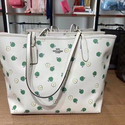 100%new hangbag  city tote 39×28×13