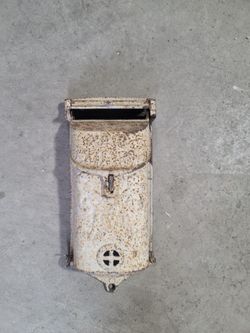 Vintage Mail Box