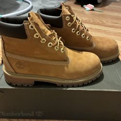 Big Kid Timberlands Size 3 
