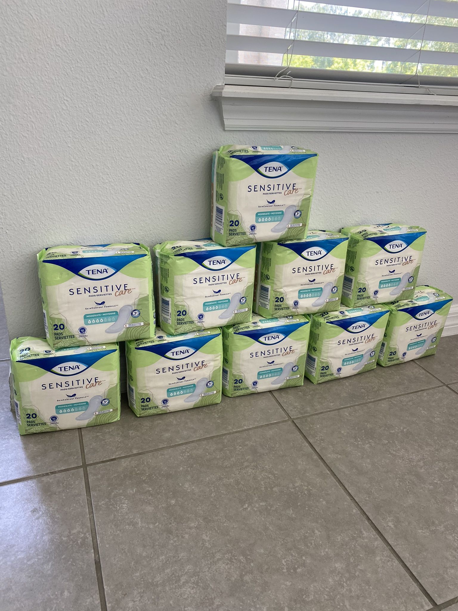 Brand New 20 Tena Pads Packages ( 20 In Each One )