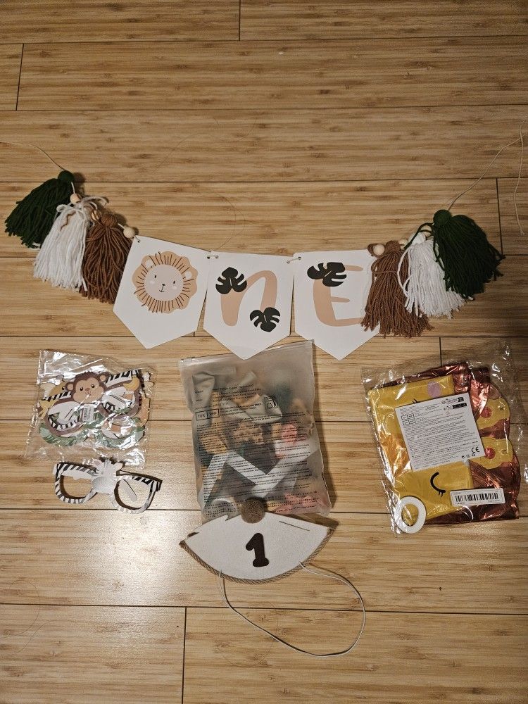 Lion/Wild One Party Decorations