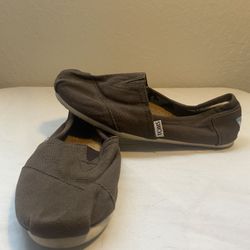 Toms Classic Slip On Alpargata Brown Shoes Size 8.5