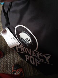 Privacy pop tent