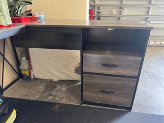 Desk never used