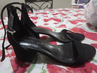 Steve Madden Heel Size 7.5
