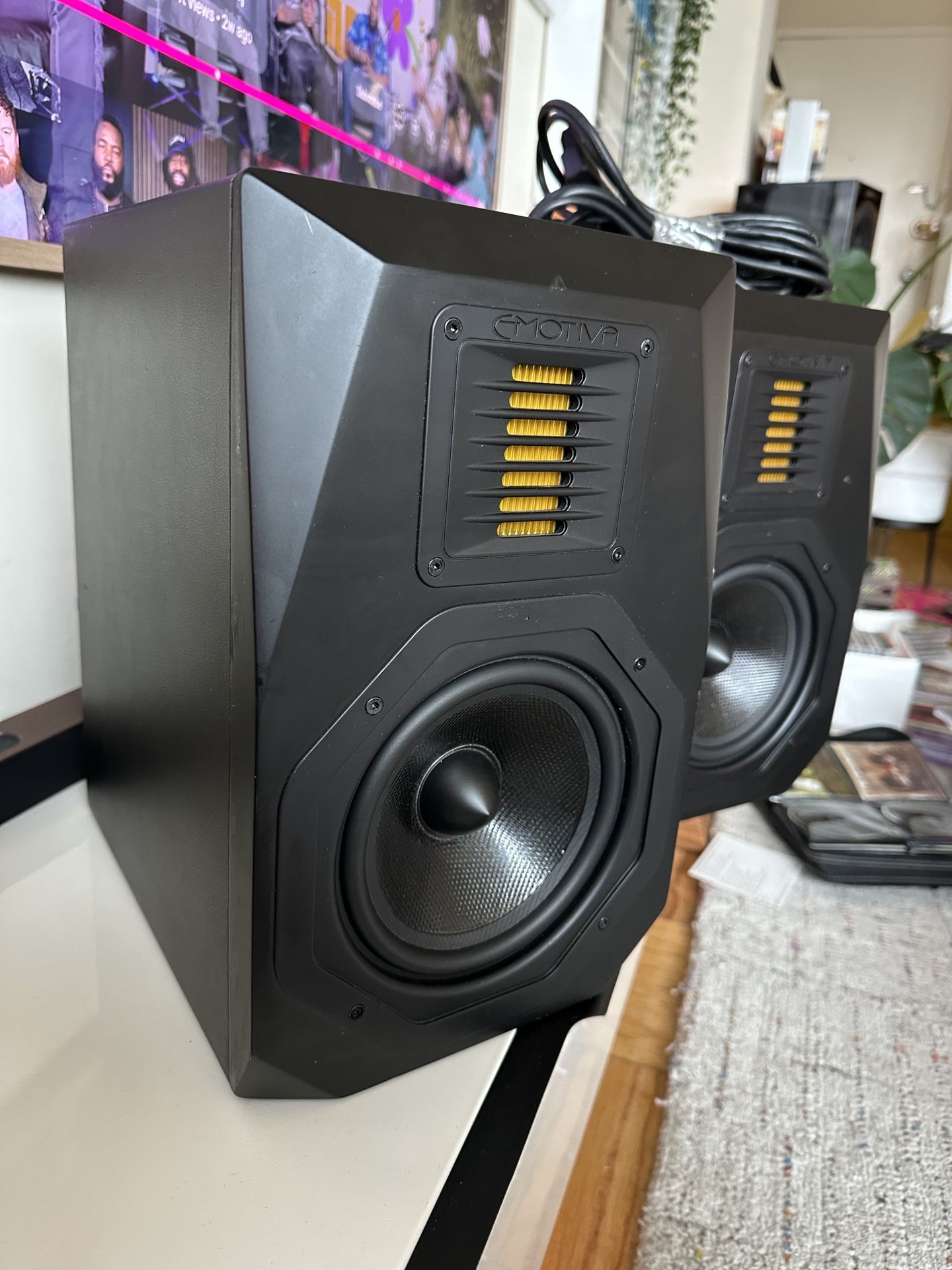 Emotiva Airmotiv 6s Speakers / Monitors