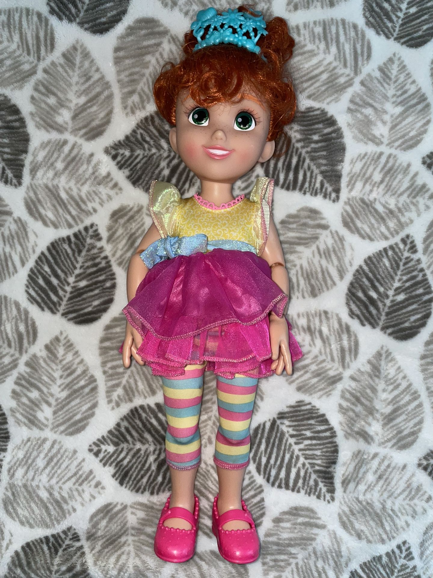 fancy nancy 18" doll in signature outfit