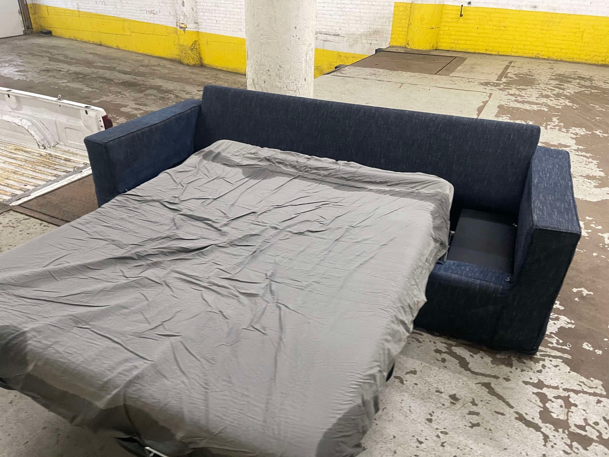 Couch Bed With Delivery
