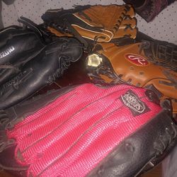 Peewee Or Little League Baseball Gloves