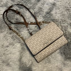Michael Kors Small Bag 