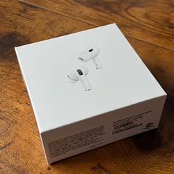 AirPods Pro 2nd Generation With Magsafe Wireless Charging Case MQD83AM/A (SEND BEST OFFERS 