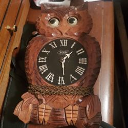 Vintage POPPO wooden Owl Wall Clock Made In Japan