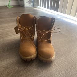 timberland boots Size 6.5 Men