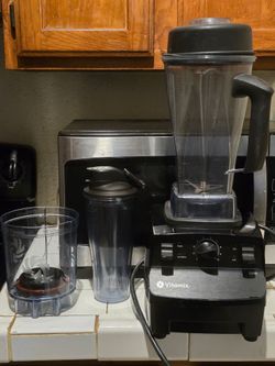 VITAMIX BLENDER 5200