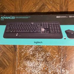 Logitech MK540 Advanced Wireless Keyboard and Mouse Combo 