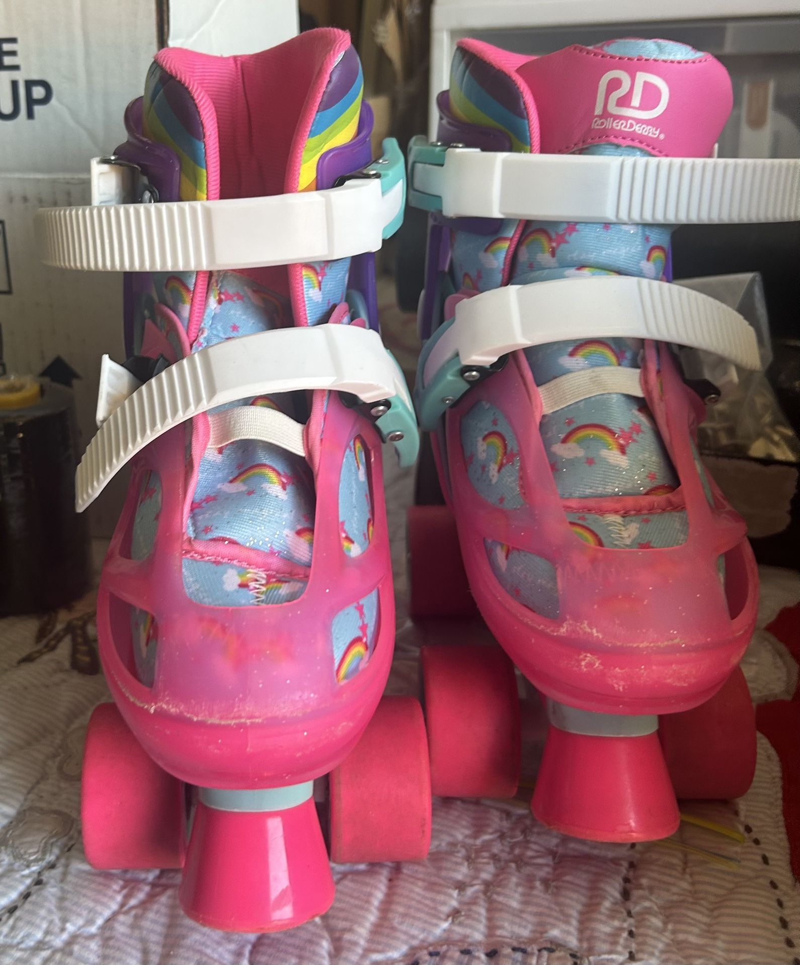 Kids Roller Skates.. Size 12-2  Excellent Condition …$25.00 Firm