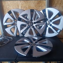  Toyota Prus  15"Hubcaps Wheel Covers   2014 2016