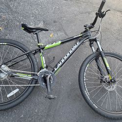 Cannondale Trail 7  Mountain Bike 