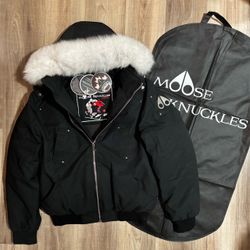 Moose knuckles